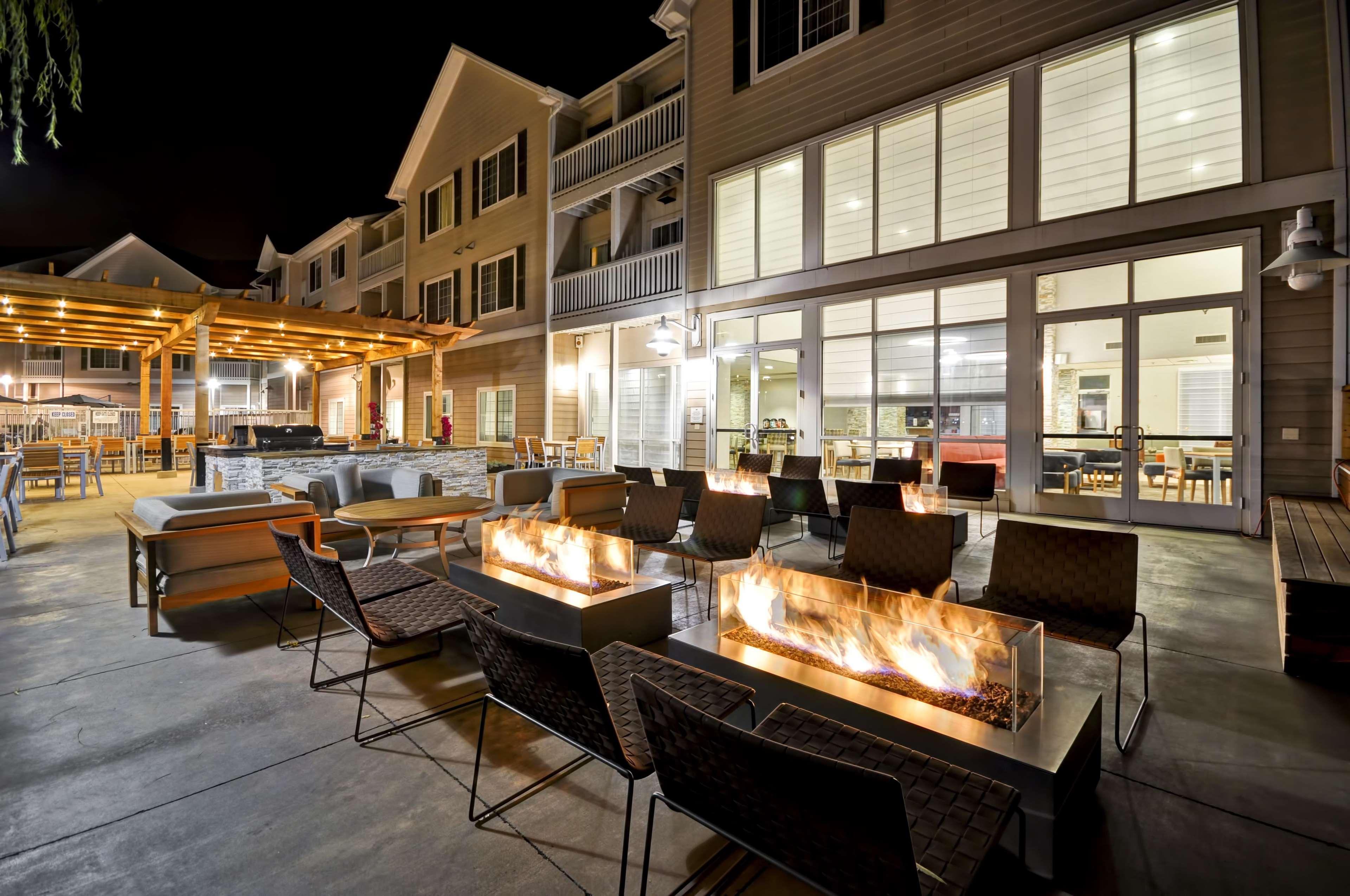 Best Western Bandera Suites & Saloon エクステリア 写真