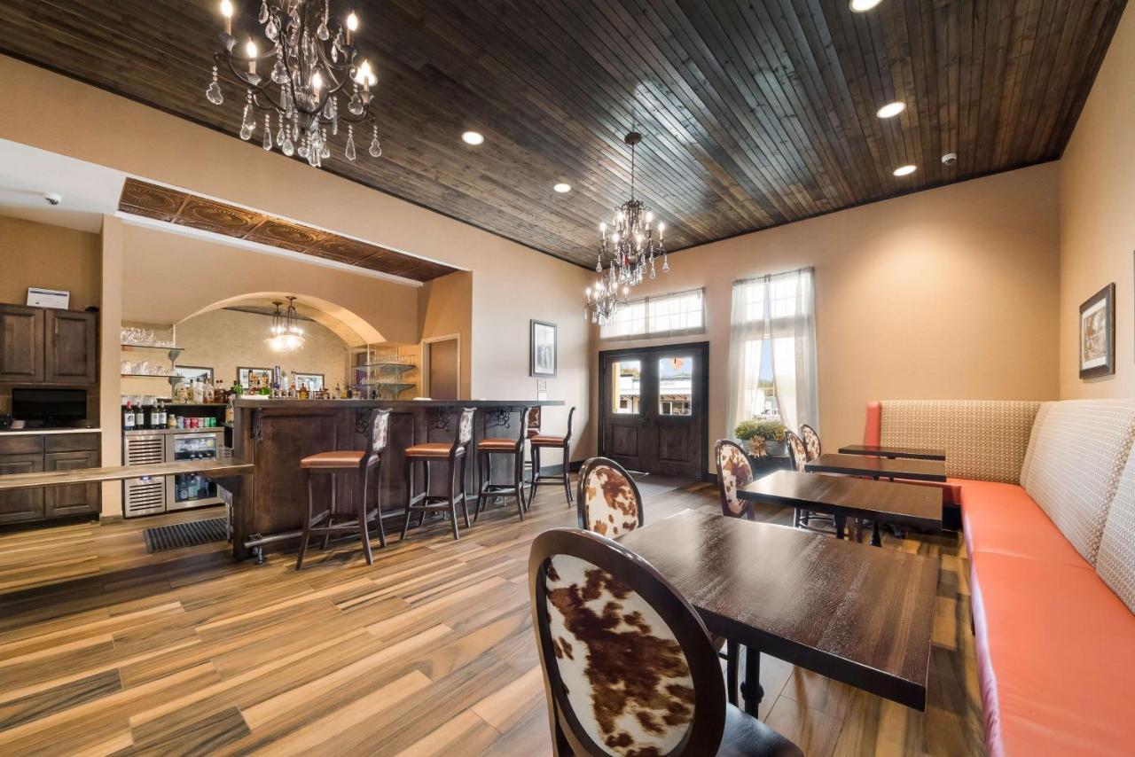 Best Western Bandera Suites & Saloon エクステリア 写真