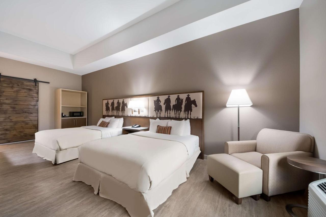 Best Western Bandera Suites & Saloon エクステリア 写真