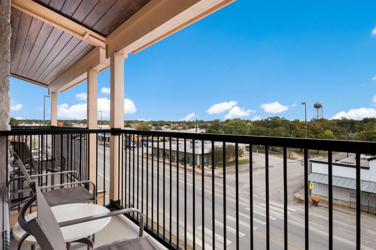 Best Western Bandera Suites & Saloon エクステリア 写真